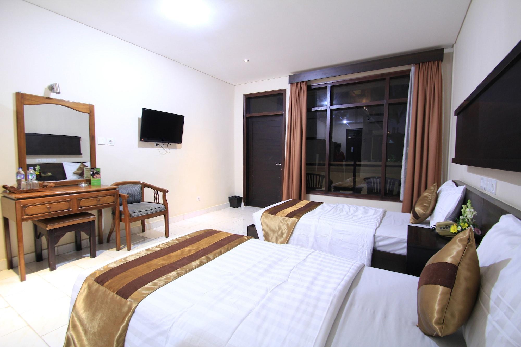 Bakung Beach Resort Kuta Lombok Exteriör bild