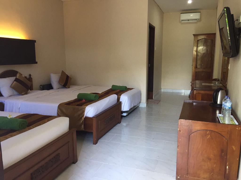 Bakung Beach Resort Kuta Lombok Exteriör bild
